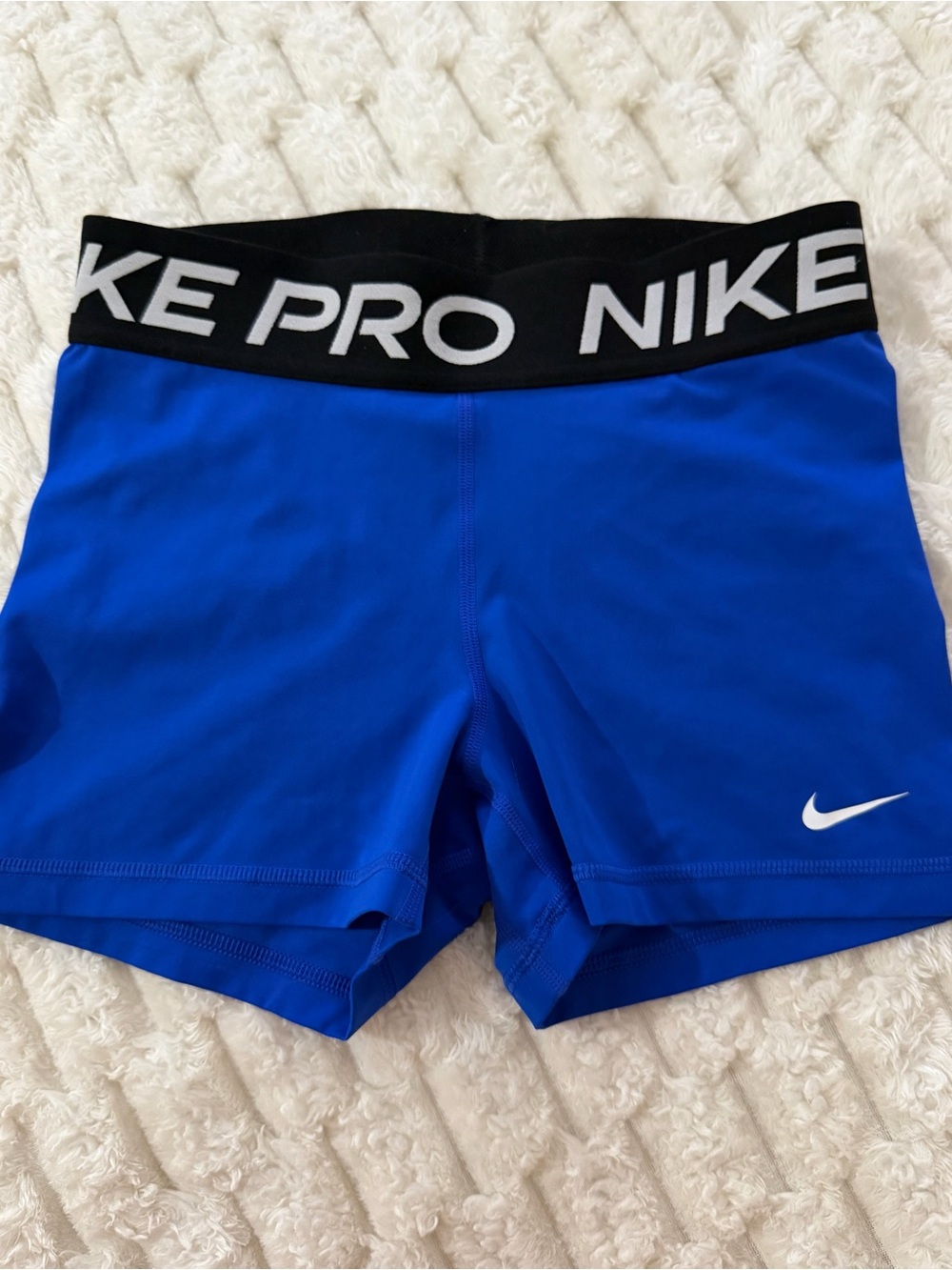 Nike Pro 365 Dri-FIT Compression Shorts 5” Blue Women